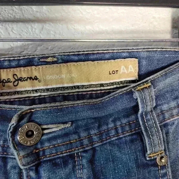 Pepe Jeans London Vtg Lot AA Denim Shorts 38 Medium Wash - Picture 3 of 7